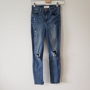 Aritzia The Castings HighRise Skinny Dunbar Jeans